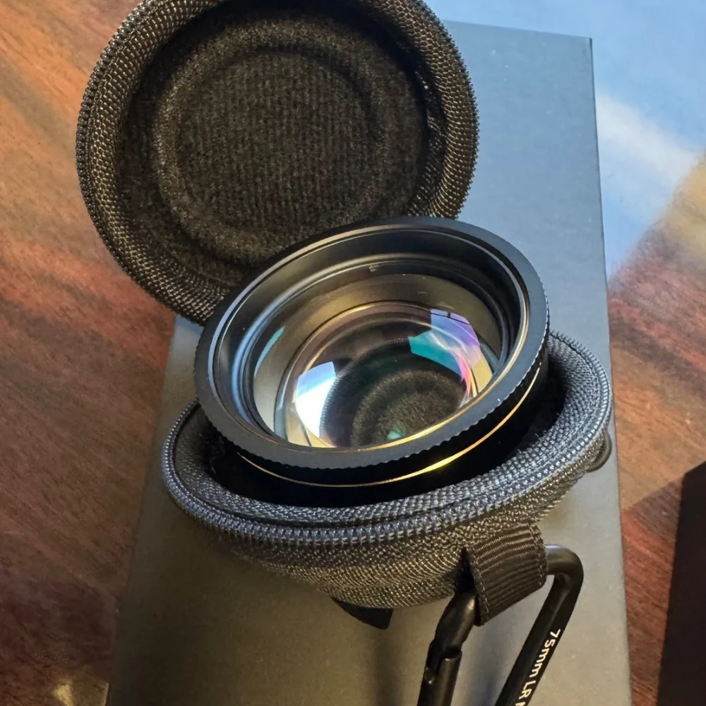 Professional quality pictures right from your cell phone’s camera.